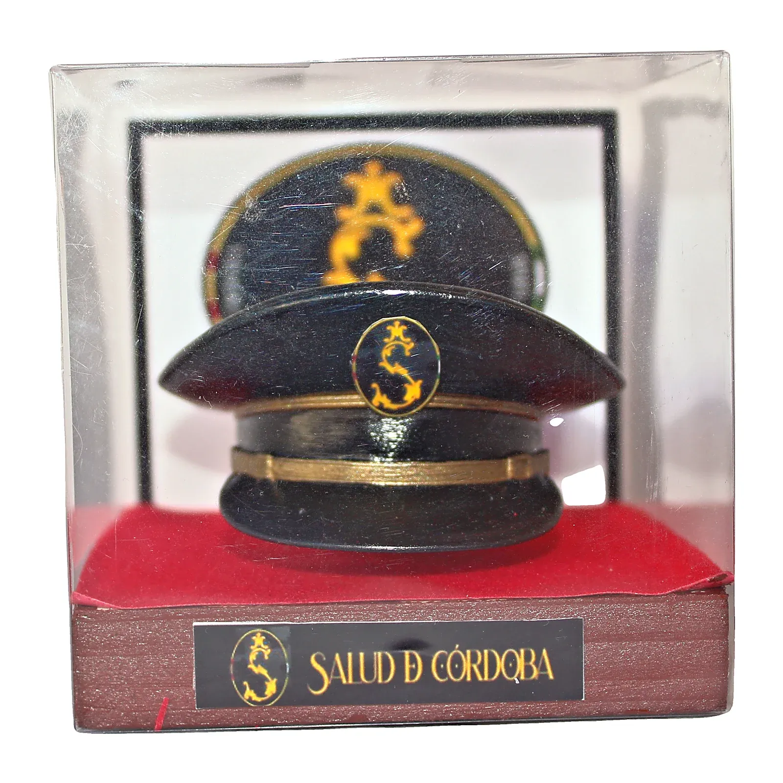 Gorra de plato en urna — imagen 2